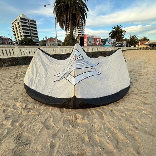 Ex Demo Naish Psycho Nvision 12m